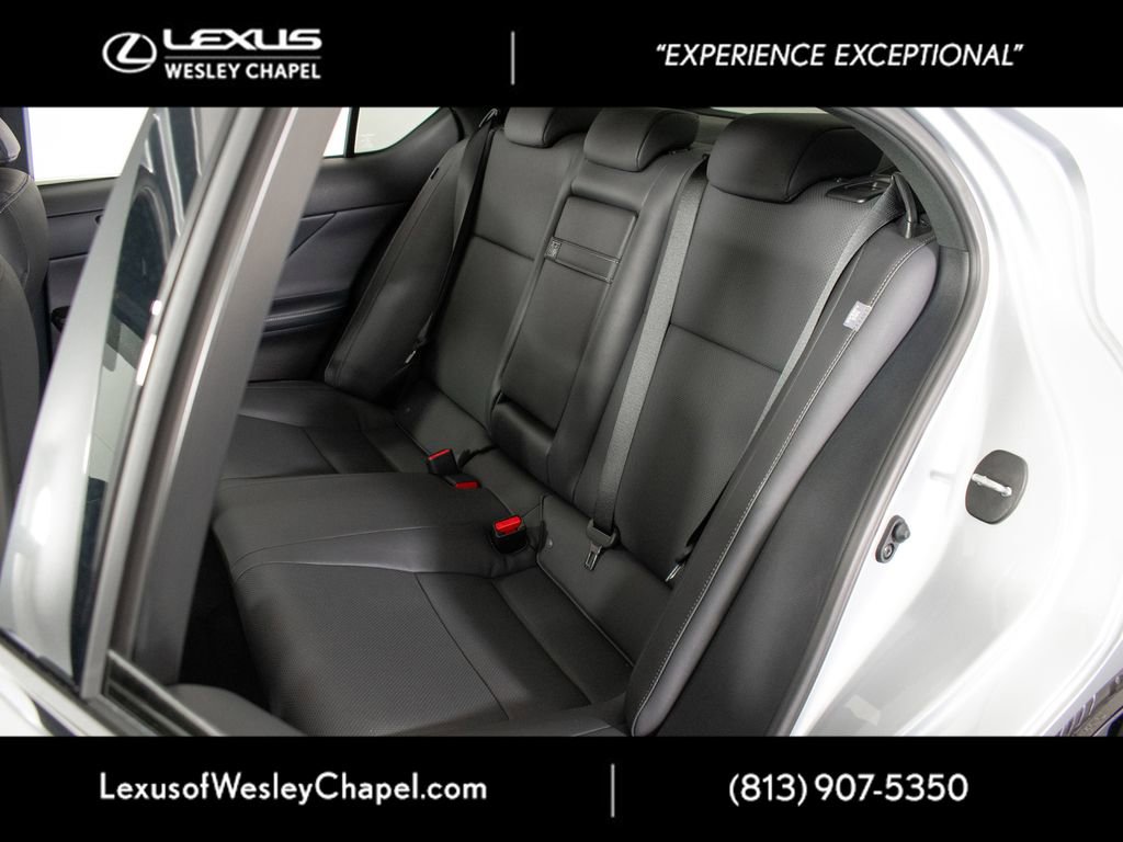 Used 2024 Lexus IS 300 F Sport image 24