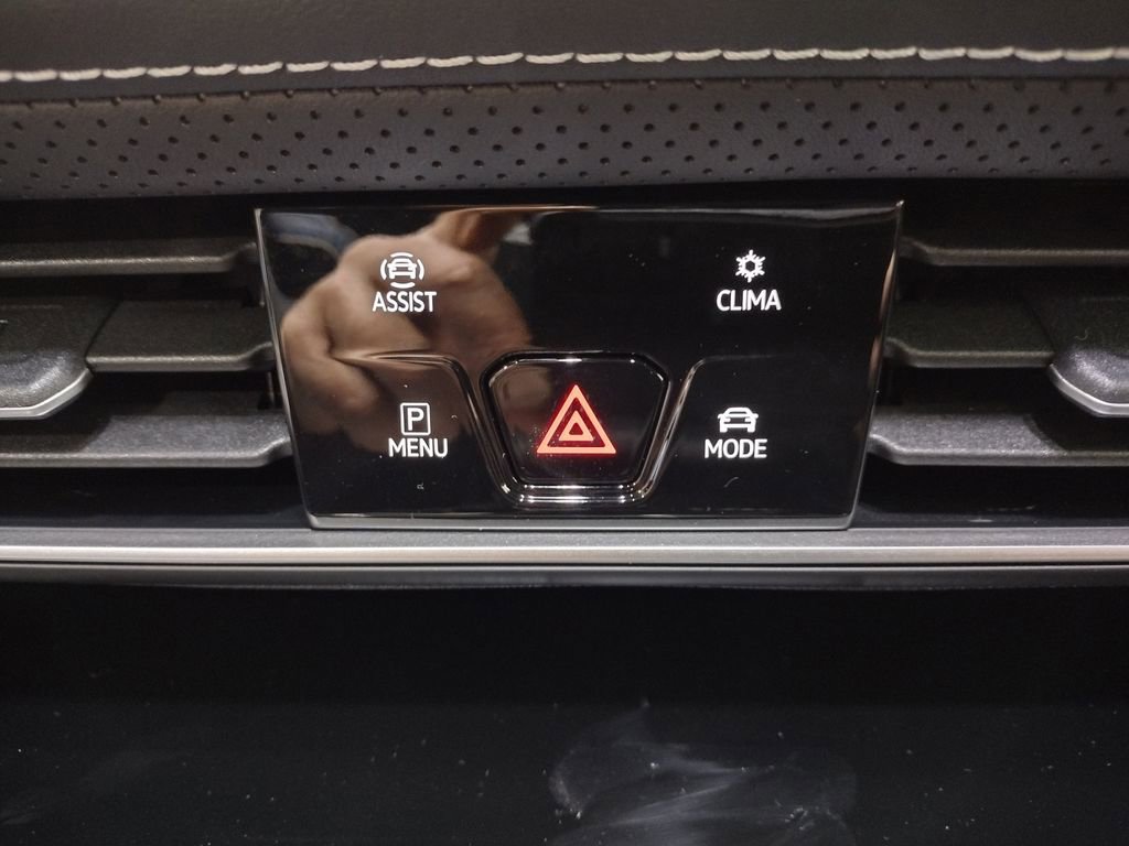 New 2026 Volkswagen Atlas SEL Premium R-Line image 38