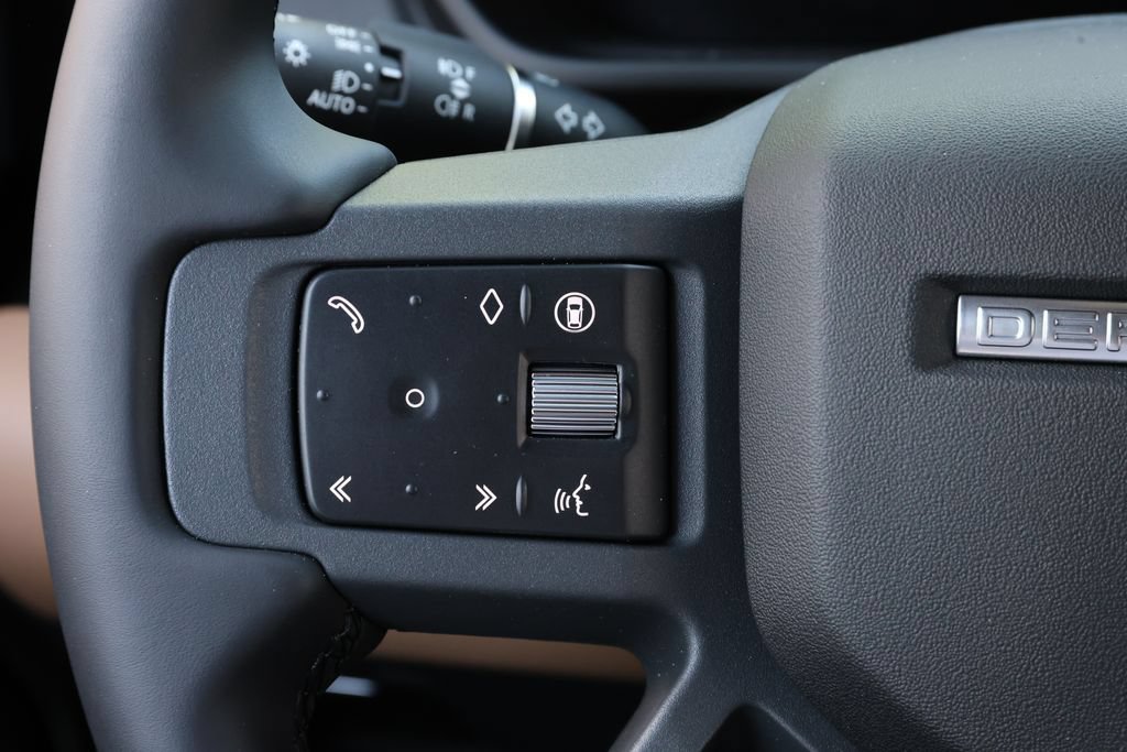 New 2026 Land Rover Defender 130 X-Dynamic SE AWD/4WD image 21