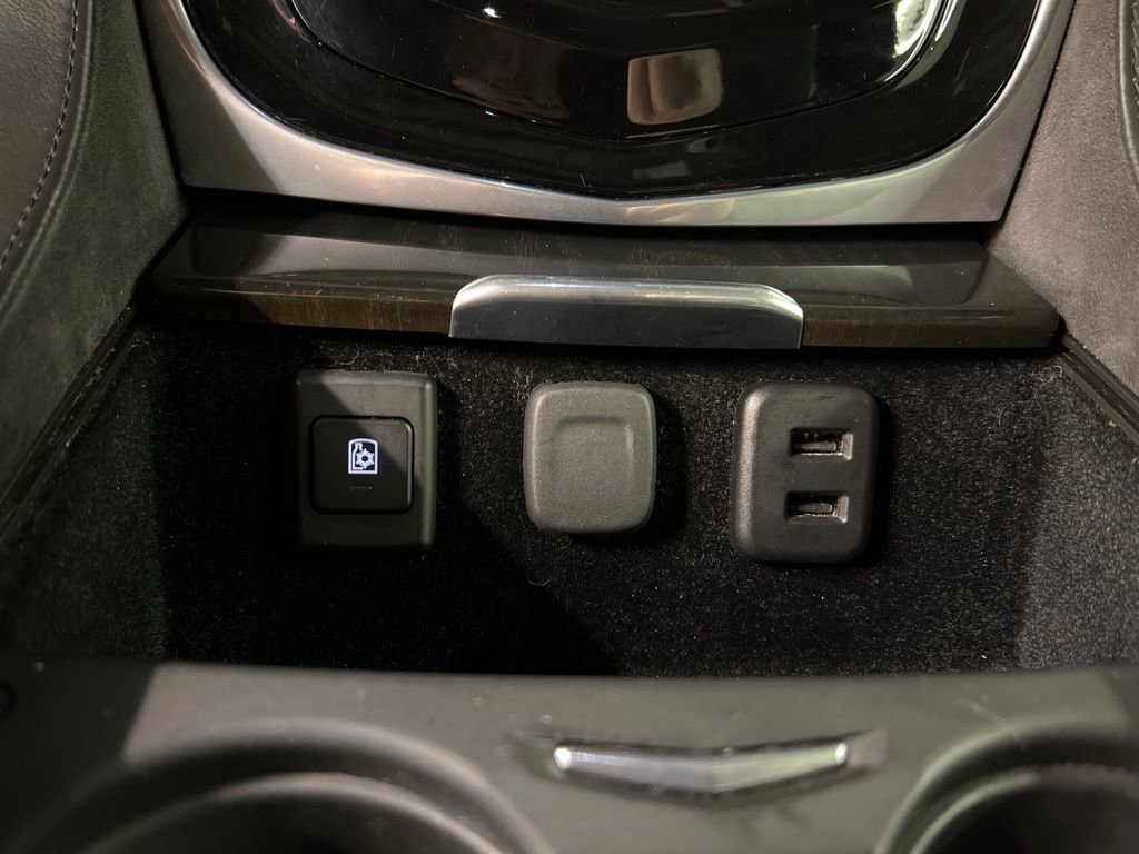 Used 2018 Cadillac Escalade ESV Platinum AWD/4WD image 16
