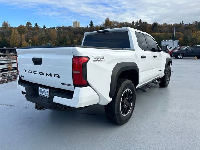 Used 2025 Toyota Tacoma TRD Off-Road image 3