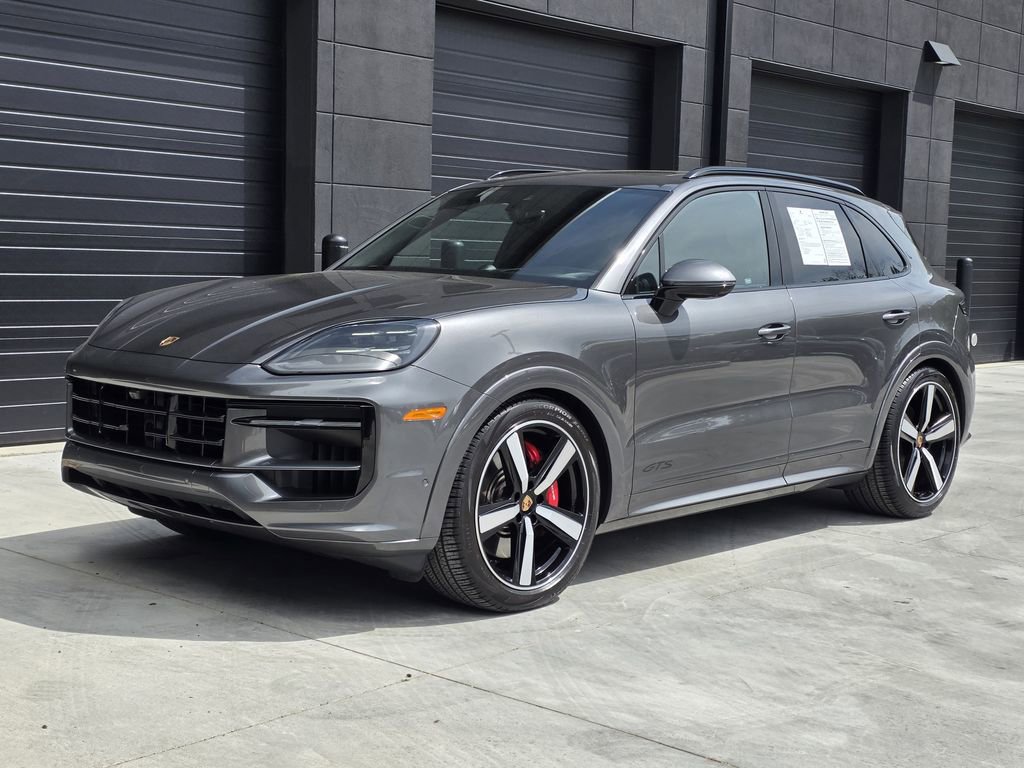 Certified 2025 Porsche Cayenne GTS image 1