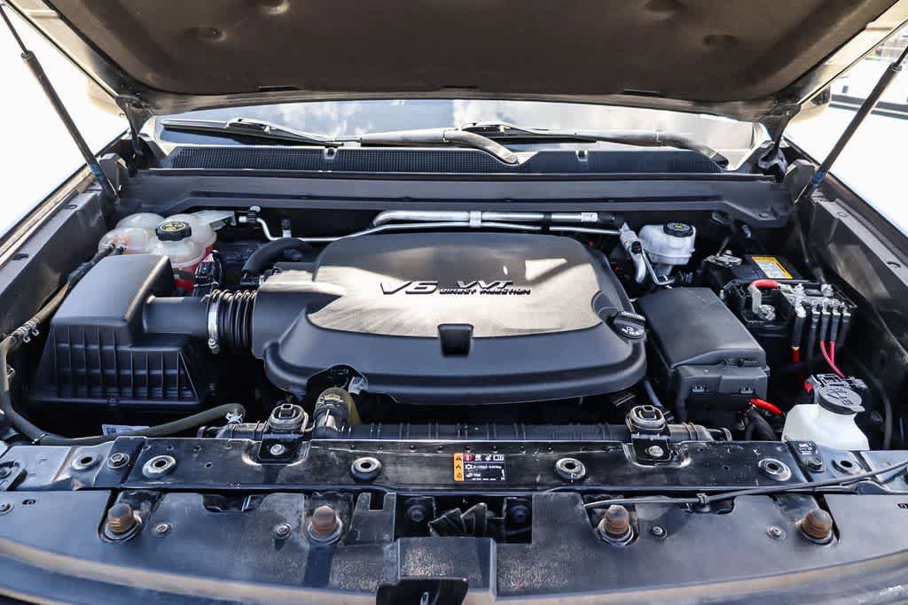 Used 2021 Chevrolet Colorado Z71 w/ Safety Package RWD image 30