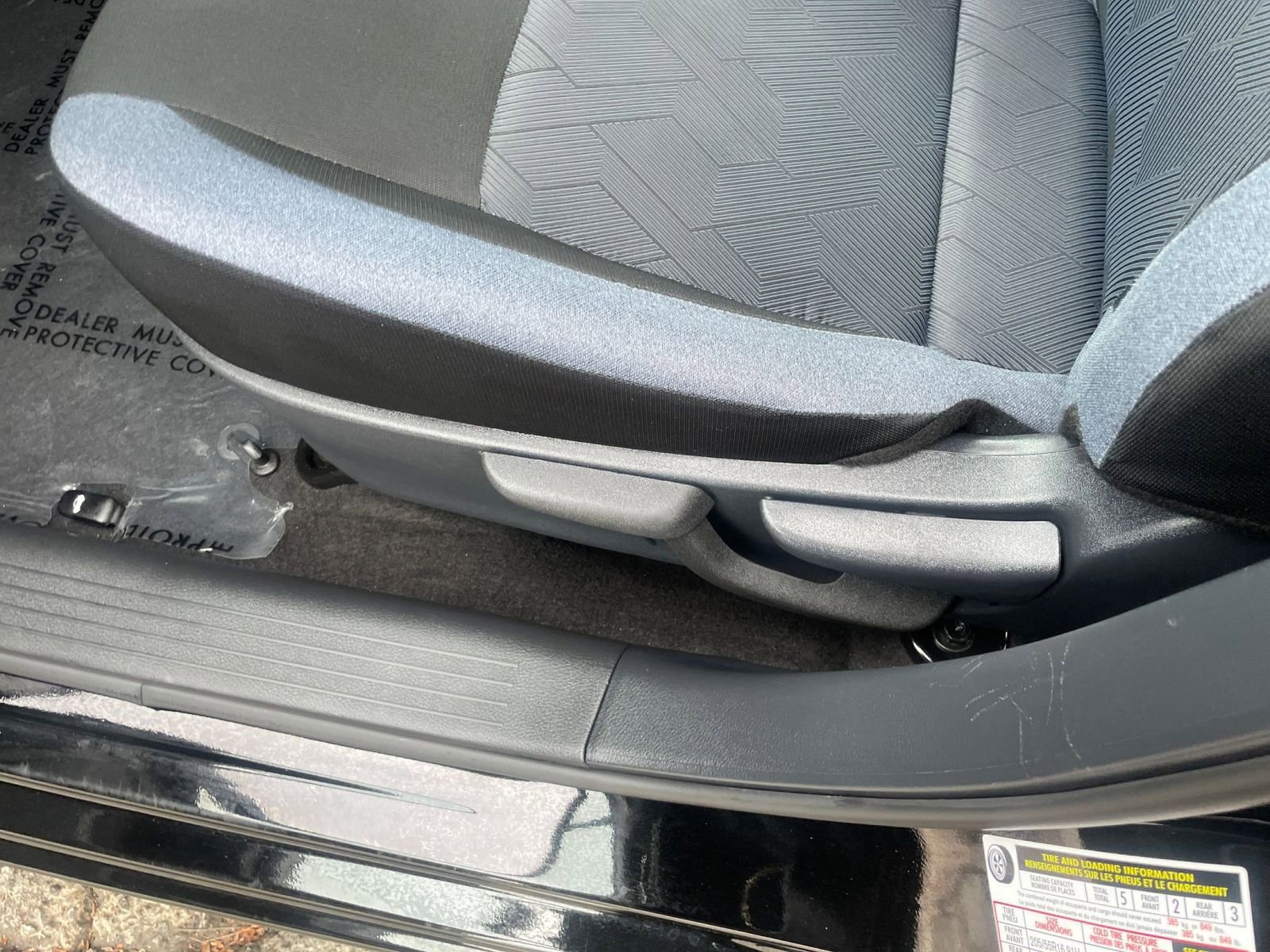 Used 2025 Nissan Versa SV image 22