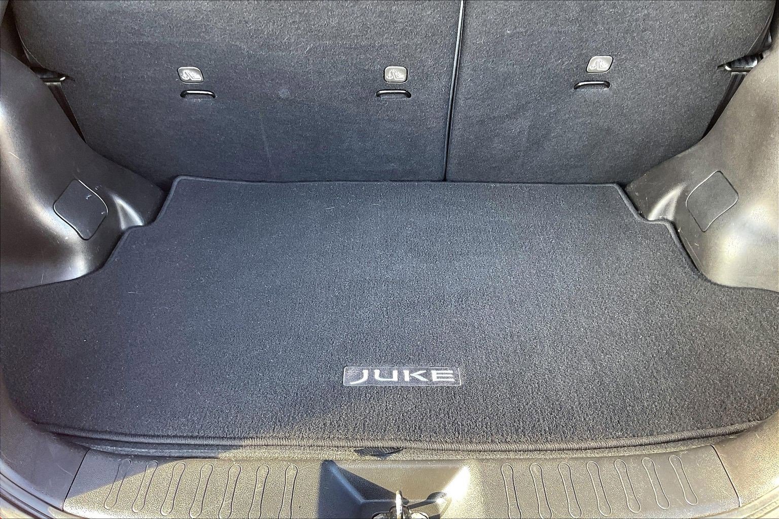 Used 2013 Nissan Juke S image 23