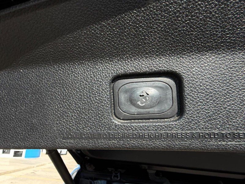 Used 2016 Ford Explorer Limited image 5