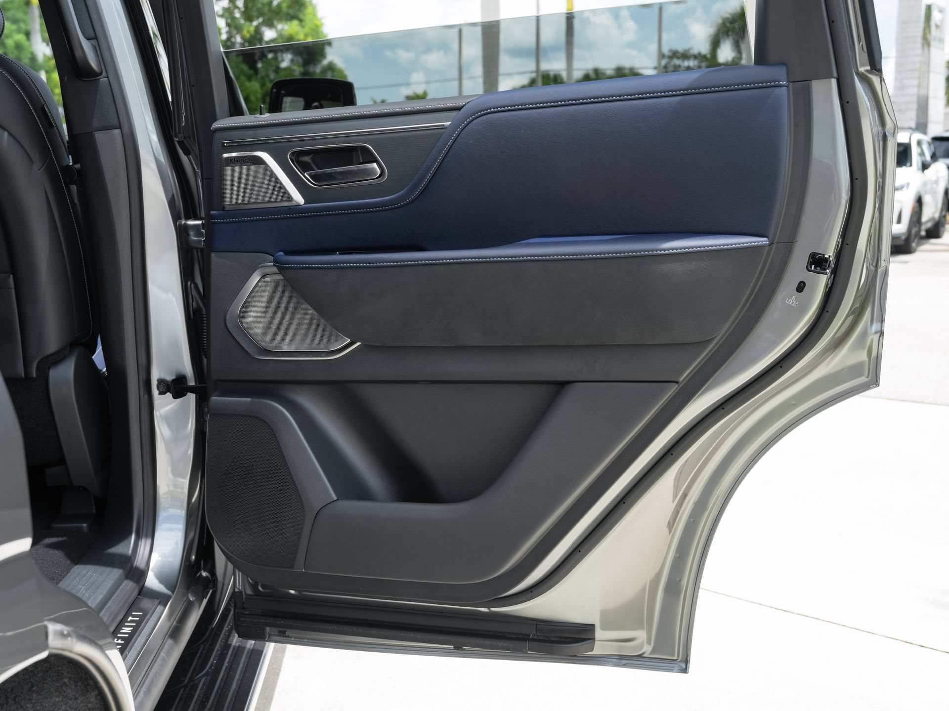 Certified 2026 INFINITI QX80 4WD image 34