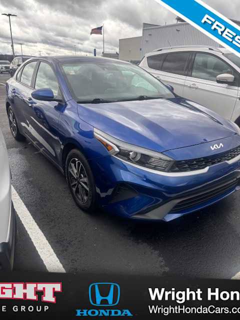 Used 2023 Kia Forte LXS image 1