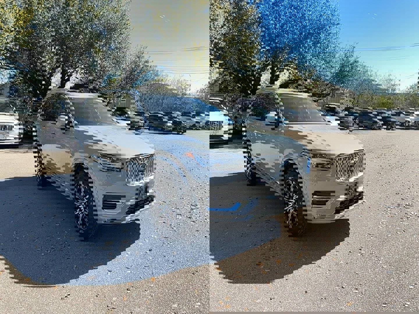 Certified 2025 Volvo XC90 B6 Plus image 7