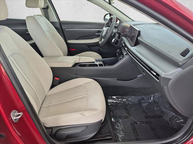 Used 2025 Hyundai Sonata SEL FWD image 20