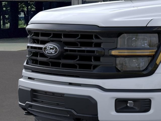 New 2026 Ford F150 XLT w/ XLT Black Appearance Package AWD/4WD image 17
