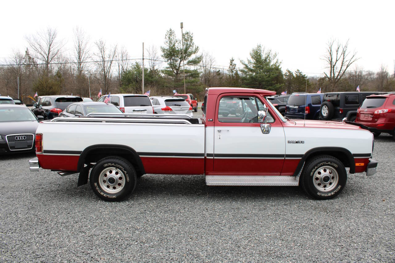 Used 1992 Dodge D/W Truck 150 image 6