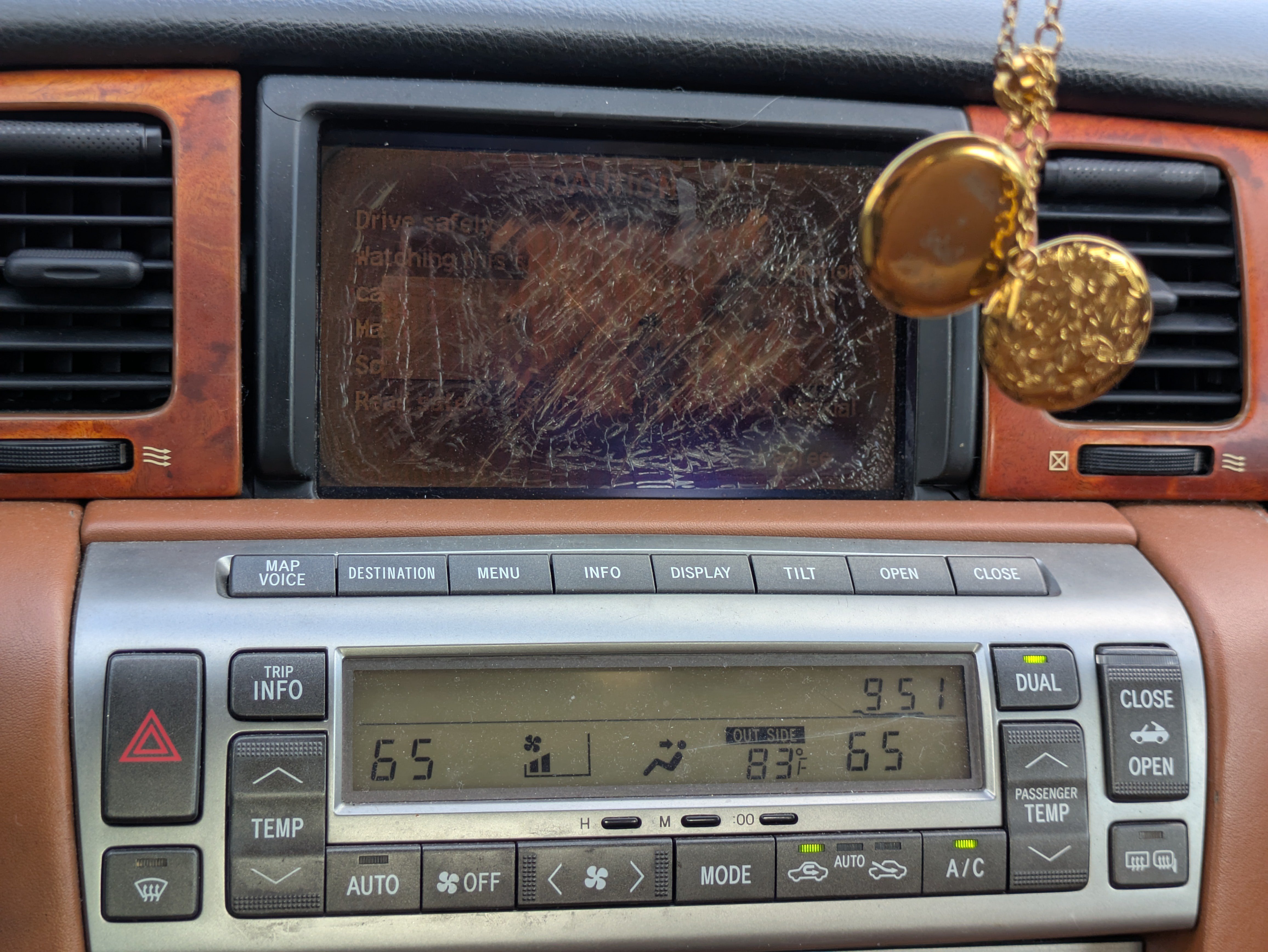 Used 2002 Lexus SC 430 Convertible RWD image 17