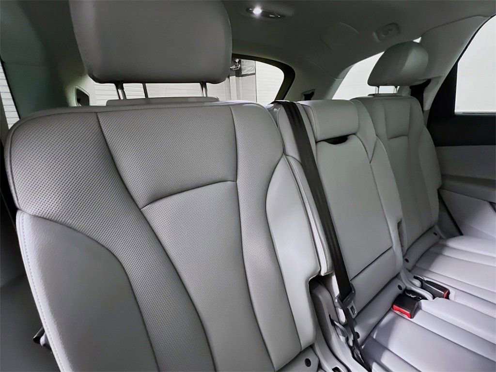 Used 2019 Audi Q7 3.0T Prestige w/ Prestige Package image 28