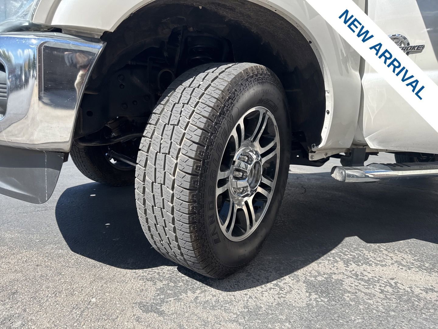 Used 2016 Ford F350 Lariat w/ Lariat Ultimate Package AWD/4WD image 27
