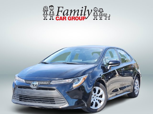 Used 2025 Toyota Corolla LE