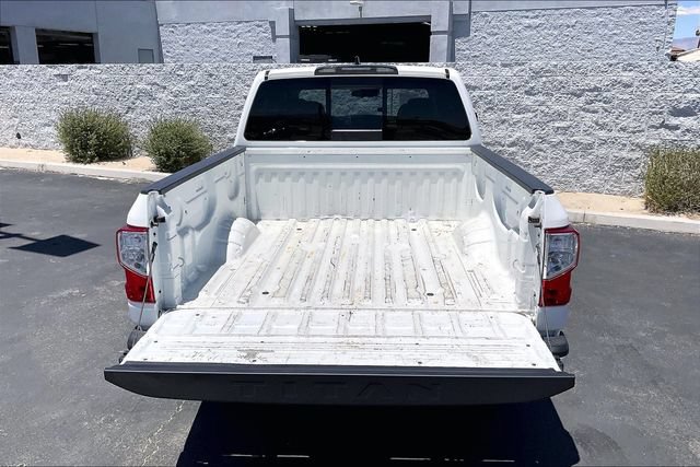 Used 2023 Nissan Titan SV AWD/4WD image 34