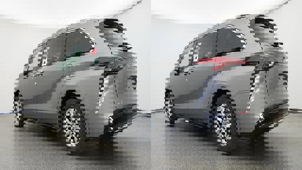 New 2026 Toyota Sienna Limited image 21