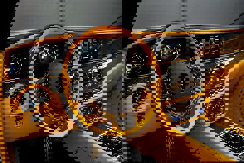 Used 2025 Rolls-Royce Spectre Black Badge w/ Spectre Enhancement Package image 32