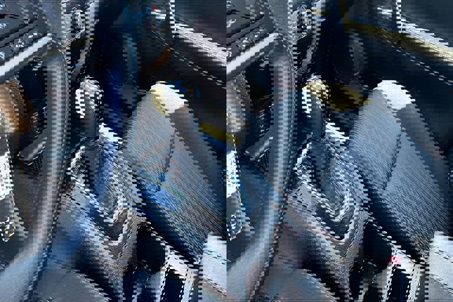 Used 2017 Nissan Rogue S image 15