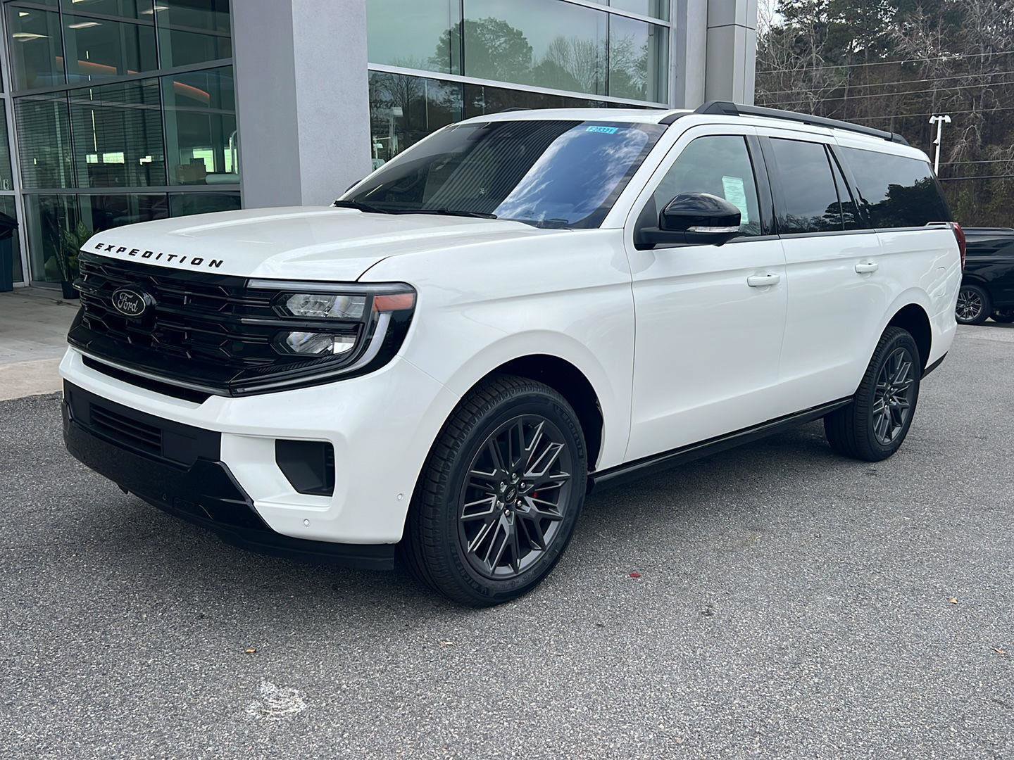 New 2025 Ford Expedition Max Platinum w/ Stealth Performance Package