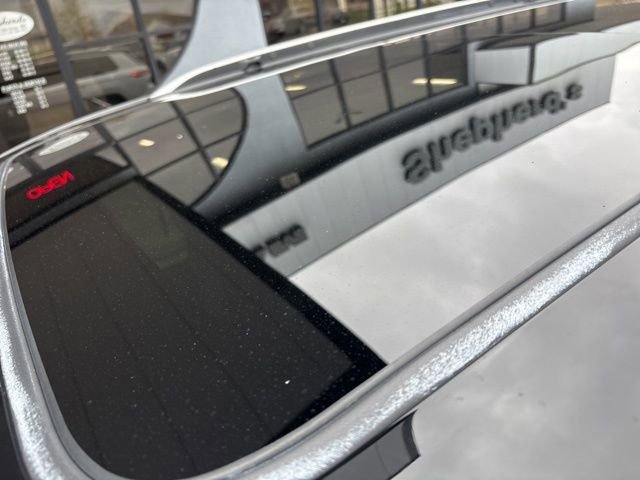 Used 2023 Jeep Grand Cherokee L Summit w/ Advanced Protech Group IV image 4