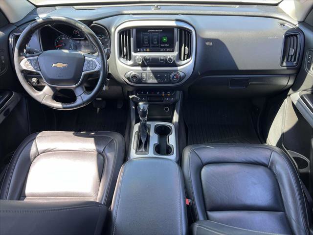 Used 2022 Chevrolet Colorado LT w/ Redline Special Edition AWD/4WD image 16