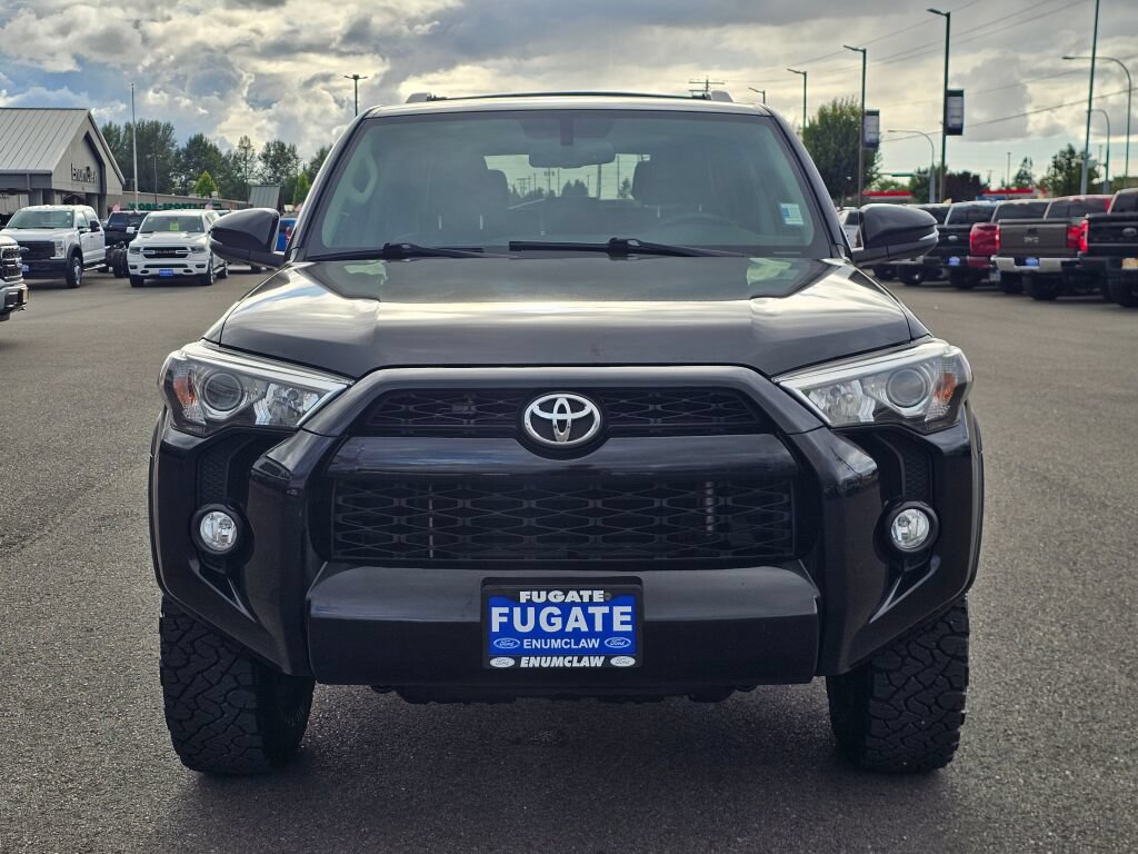 Used 2018 Toyota 4Runner SR5 Premium AWD/4WD image 3