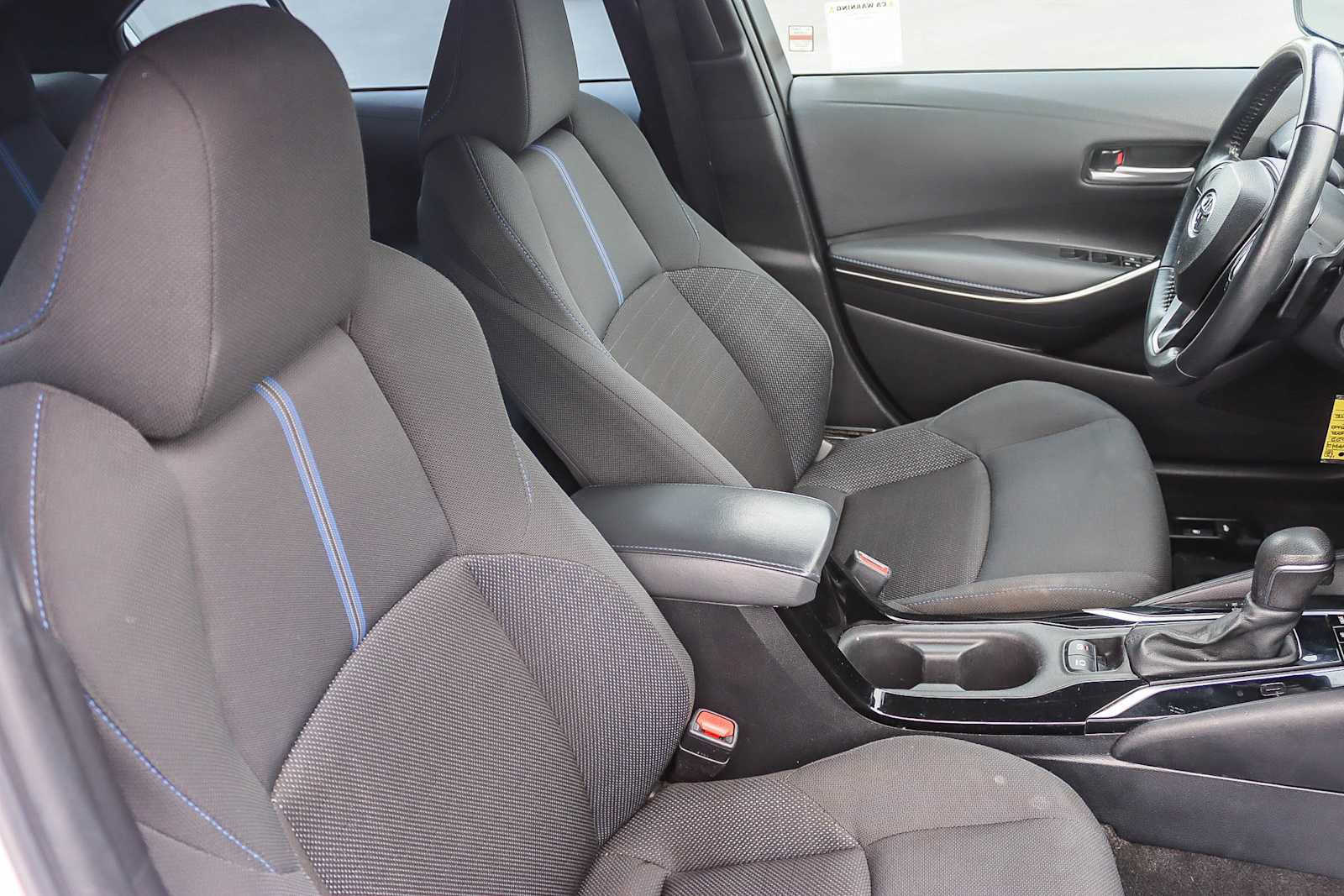 Used 2022 Toyota Corolla SE w/ Carpet Mat Package (TMS) image 14