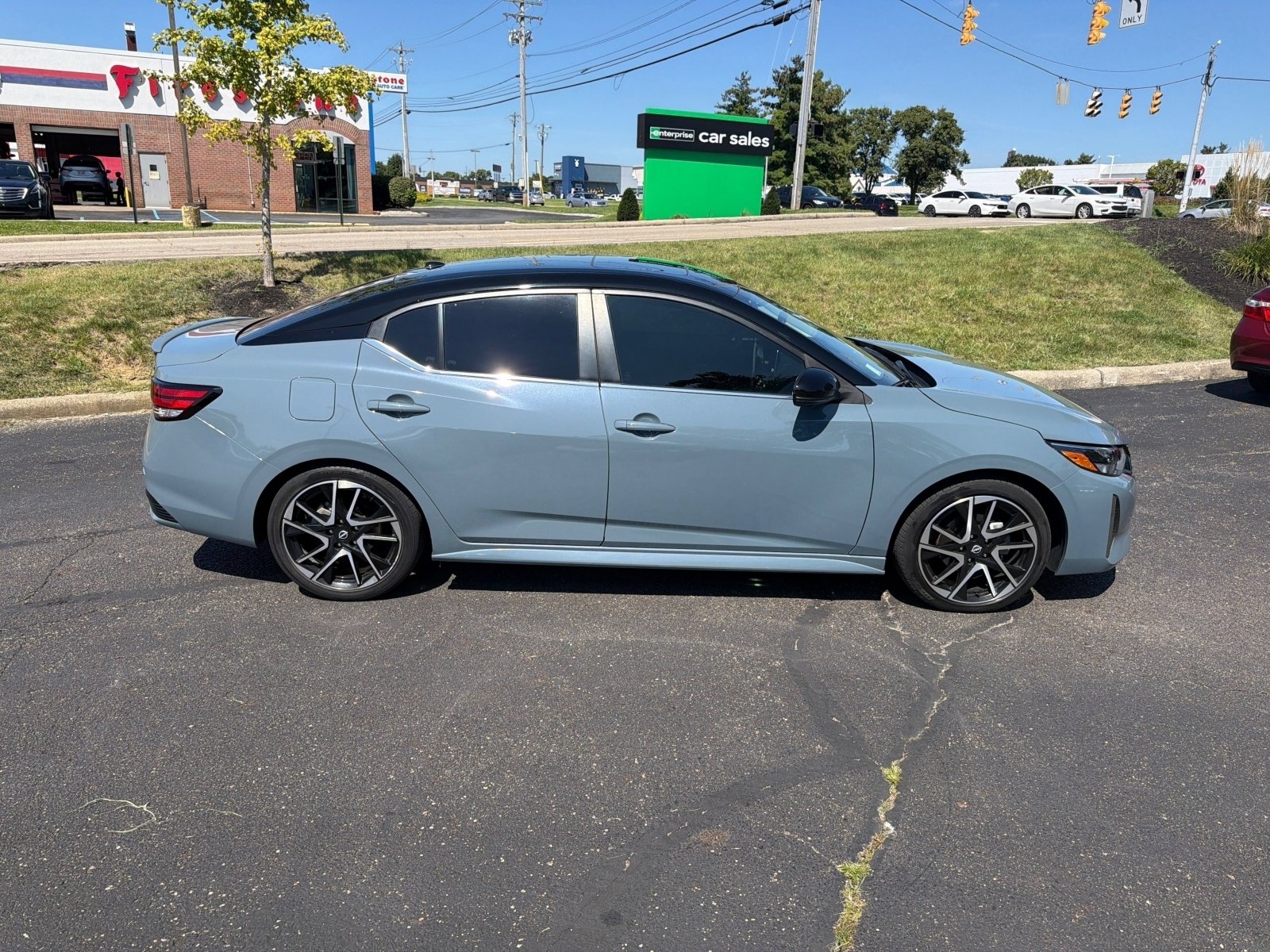 Used 2024 Nissan Sentra SR w/ SR Premium Package FWD image 19