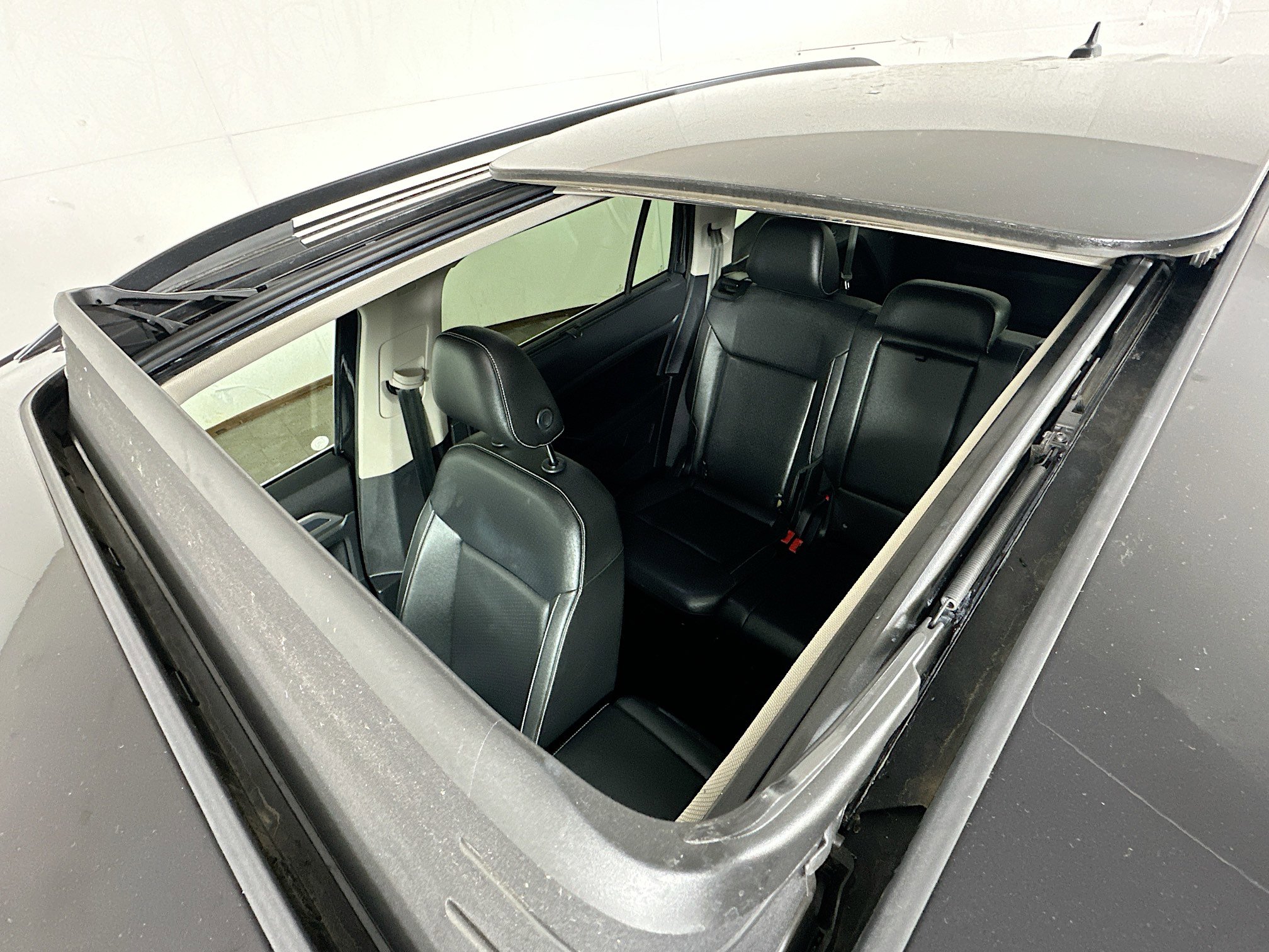 Used 2021 Volkswagen Atlas SE w/ Panoramic Sunroof Package image 20