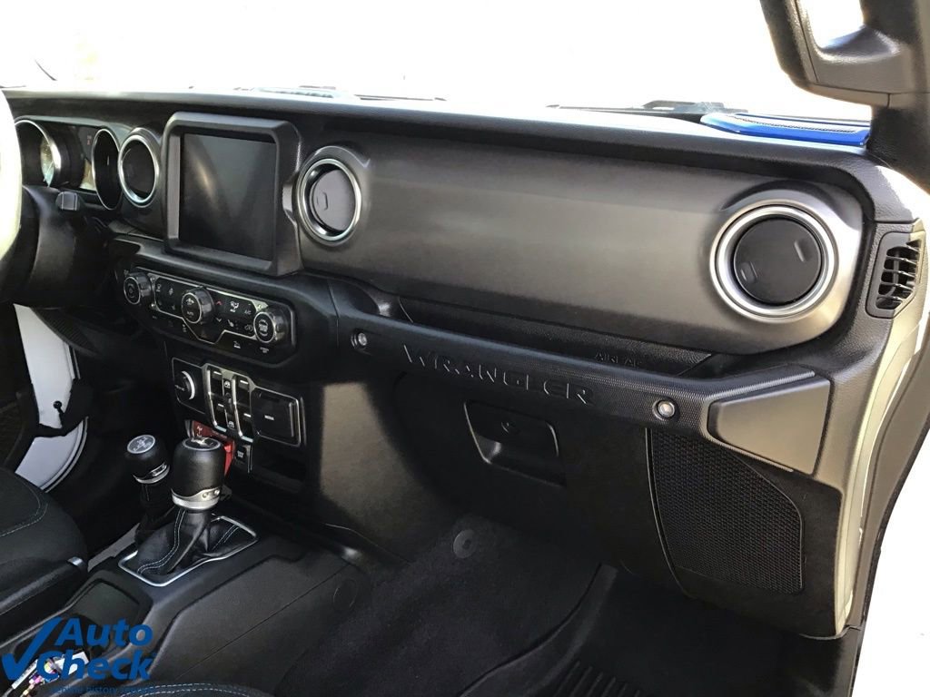 Used 2022 Jeep Wrangler Unlimited Rubicon 4xe w/ Cold Weather Group image 22