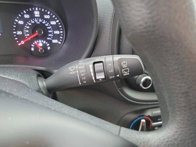 Used 2022 Kia Soul LX image 29
