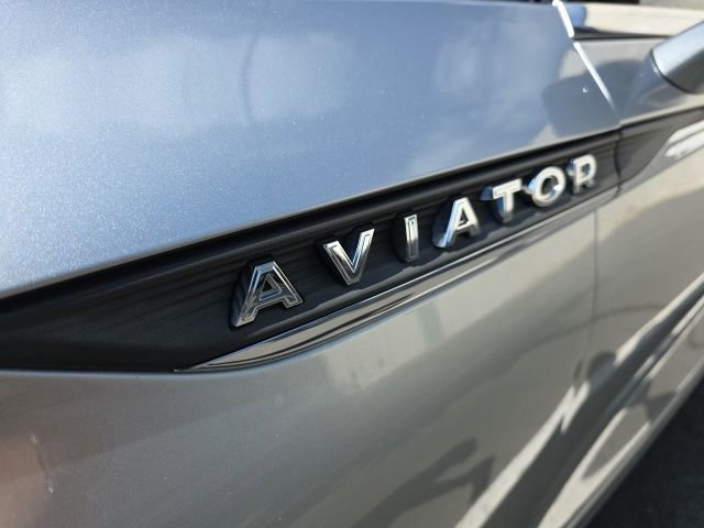 Used 2021 Lincoln Aviator Reserve w/ Equipment Group 202A image 41