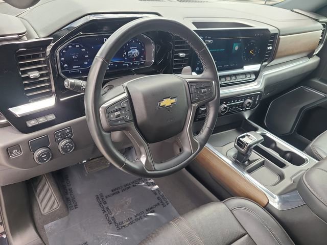 Used 2023 Chevrolet Silverado 1500 High Country w/ Technology Package image 14