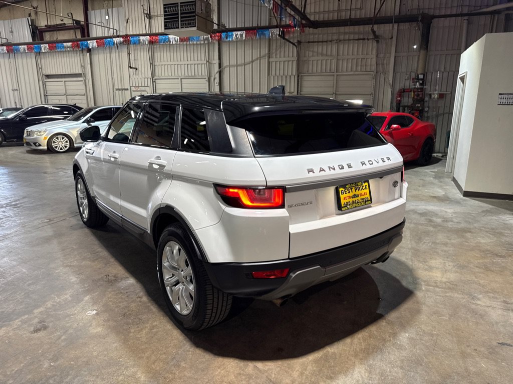 Used 2017 Land Rover Range Rover Evoque SE AWD/4WD image 6