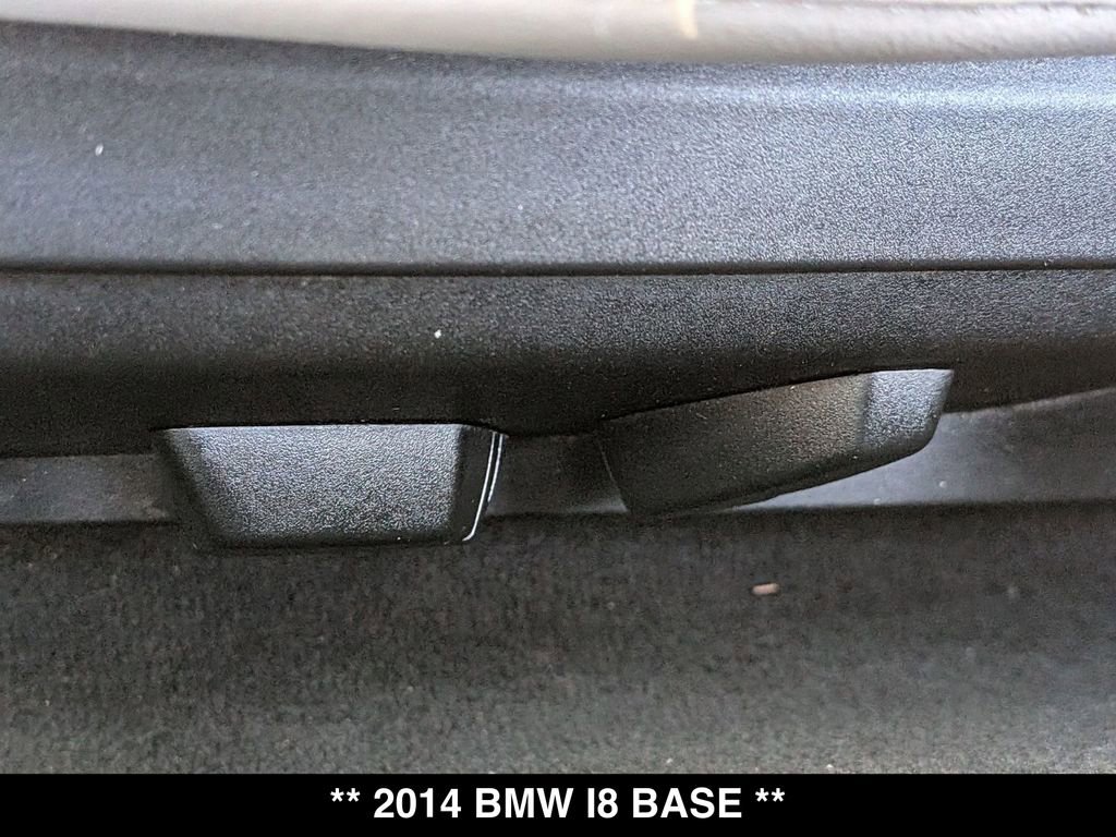 Used 2014 BMW i8 AWD/4WD image 16