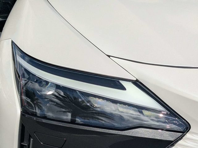 Certified 2024 Lexus RZ 450e Premium w/ Cold Area Package AWD/4WD image 8