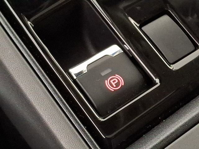 Used 2025 Subaru Crosstrek 2.5i Limited image 24