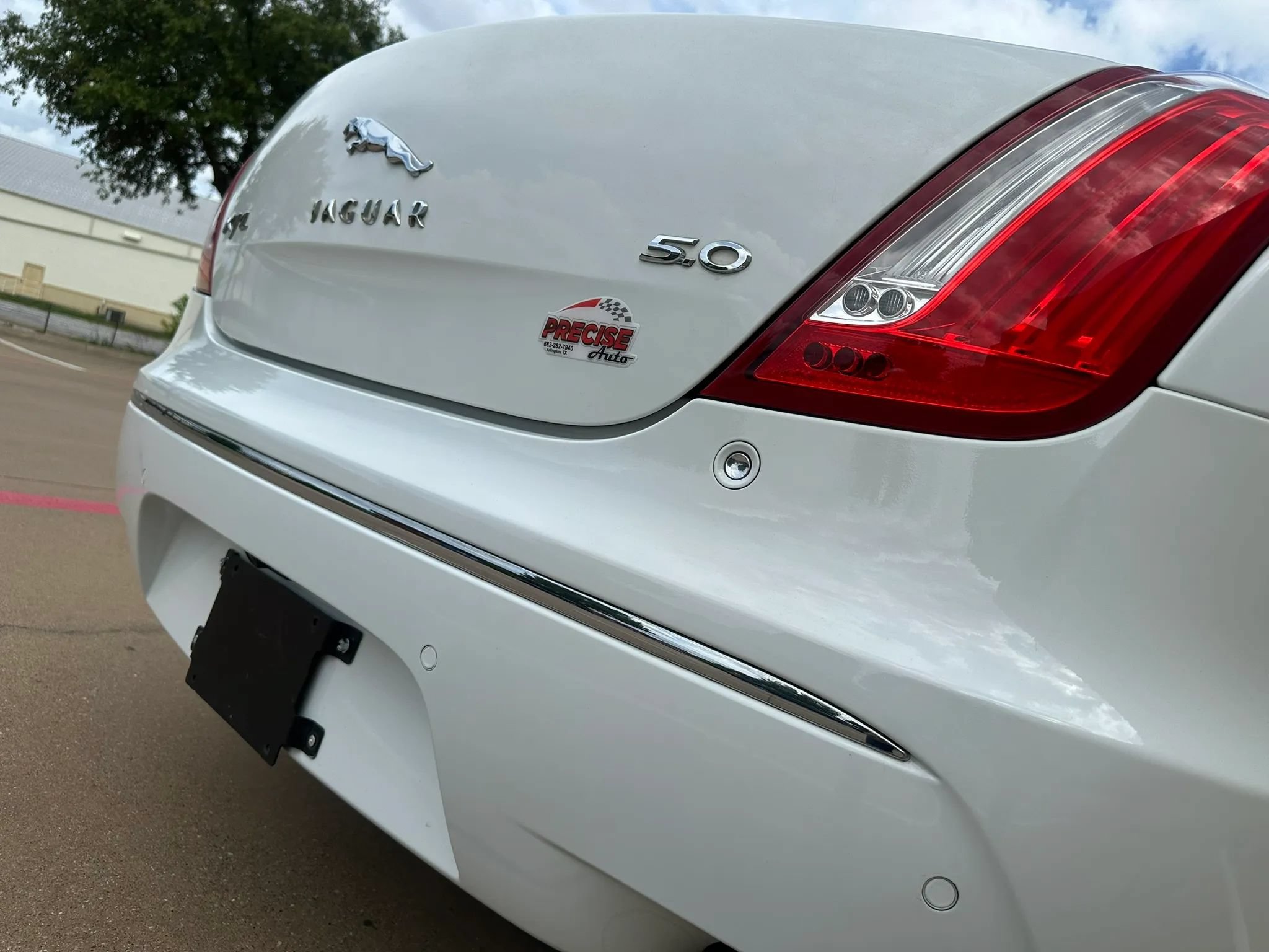 Used 2013 Jaguar XJ L Portfolio RWD image 12