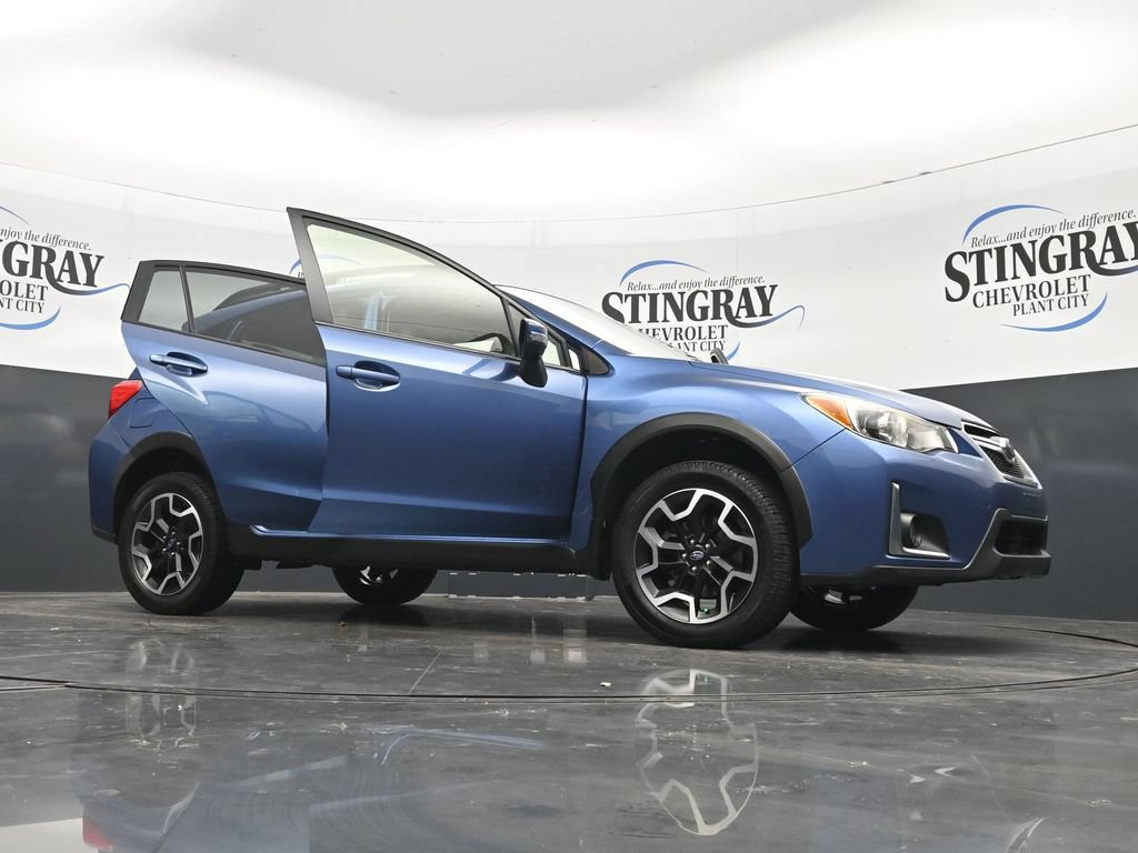 Used 2017 Subaru Crosstrek 2.0i Limited AWD/4WD image 17