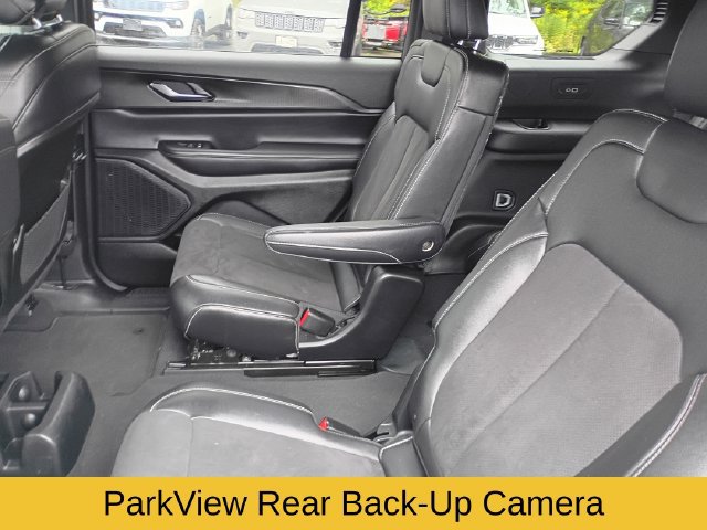 Used 2023 Jeep Grand Cherokee L Laredo AWD/4WD image 20