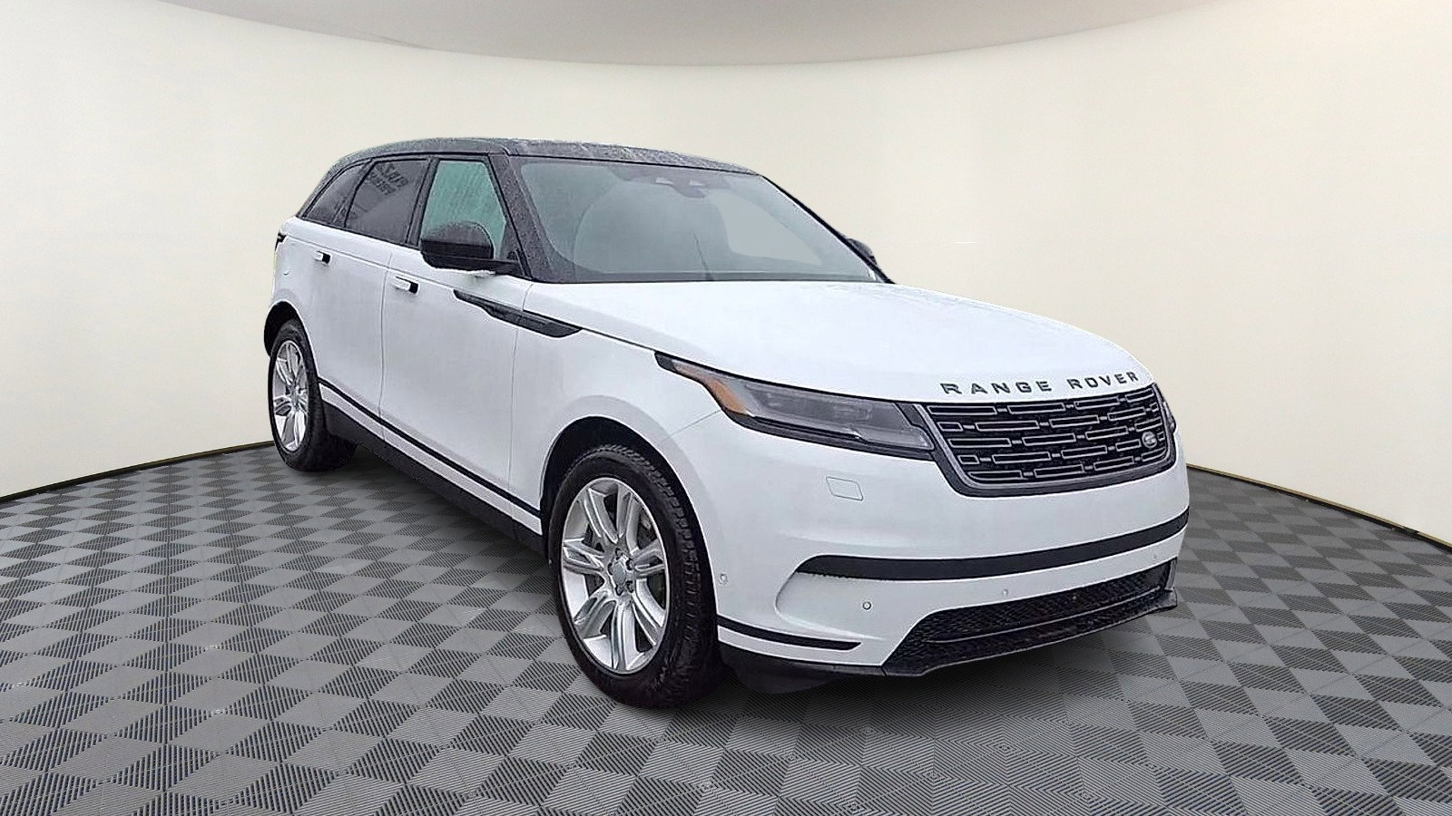 New 2026 Land Rover Range Rover Velar S image 2