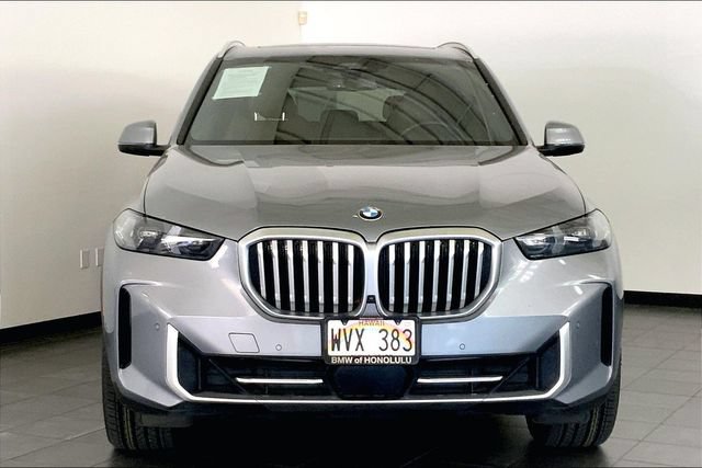 Used 2024 BMW X5 sDrive40i w/ Parking Assistance Package RWD image 3