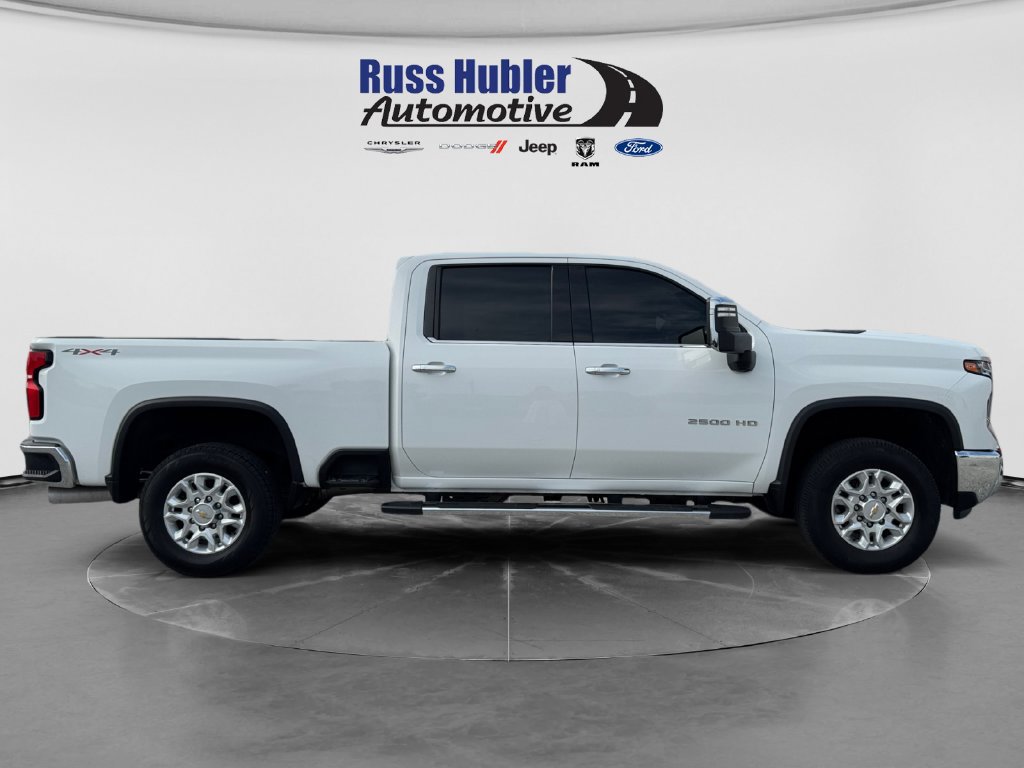 Used 2024 Chevrolet Silverado 2500 LTZ AWD/4WD image 8