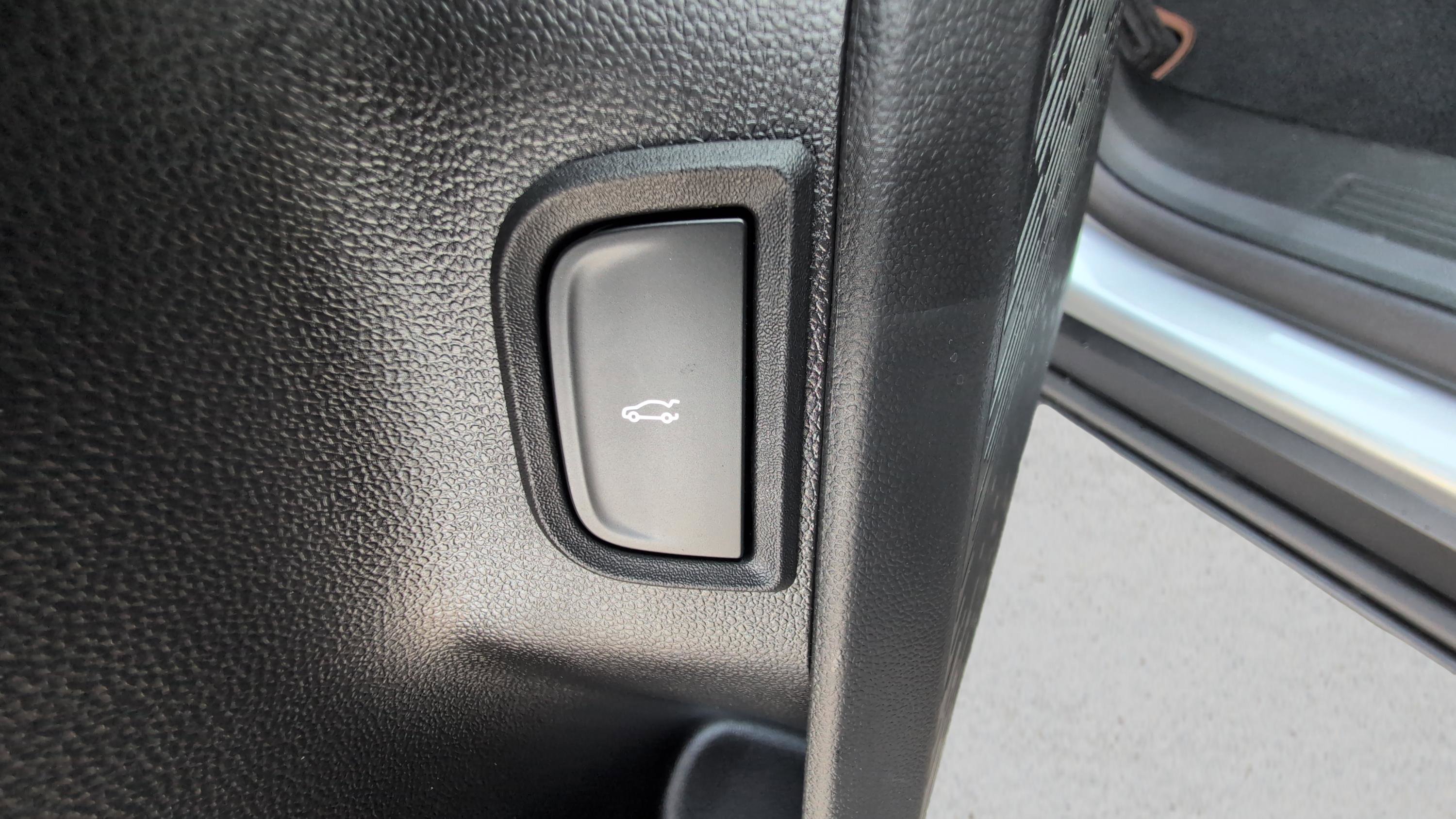 Used 2026 GMC Terrain AT4 image 21