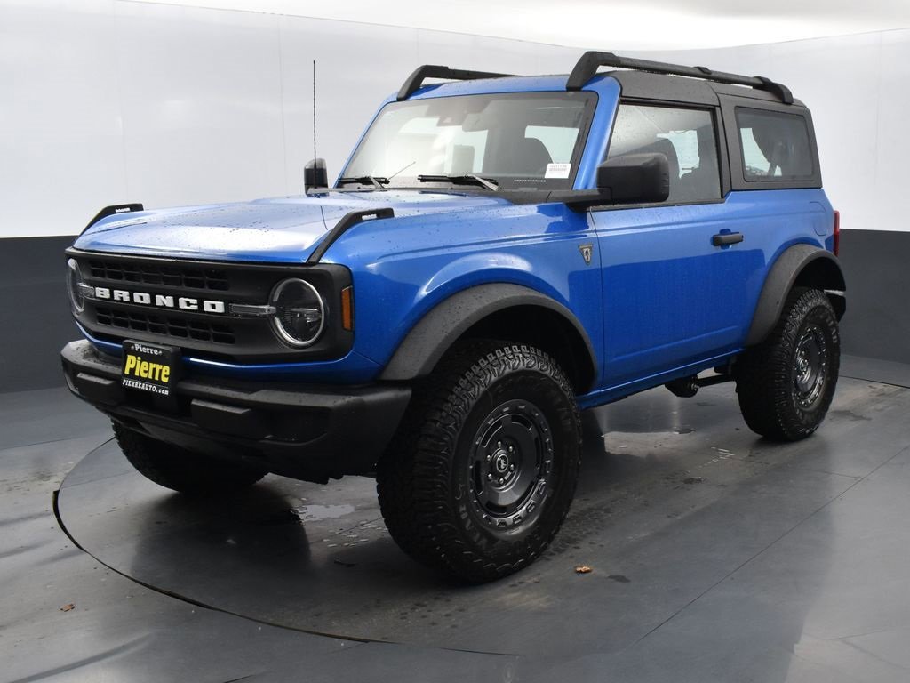 New 2025 Ford Bronco 2-Door w/ Sasquatch Package
