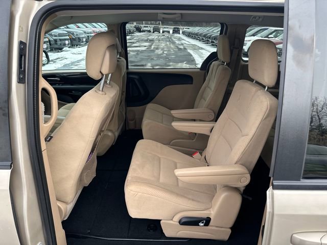 Used 2015 Dodge Grand Caravan SE w/ Quick Order Package 29E SE image 18
