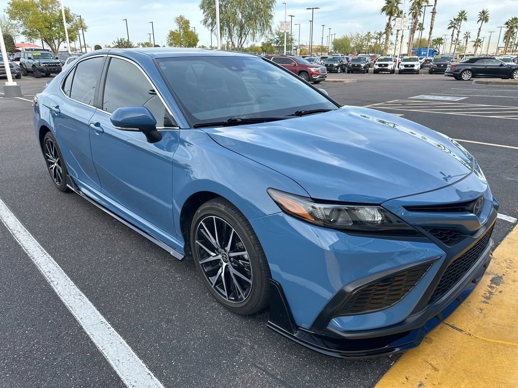 Used 2023 Toyota Camry SE image 7