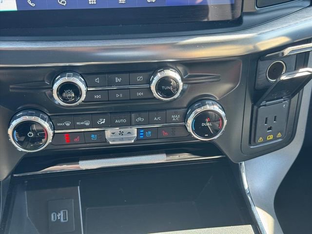 Used 2022 Ford F150 Lariat w/ FX4 Off-Road Package image 20